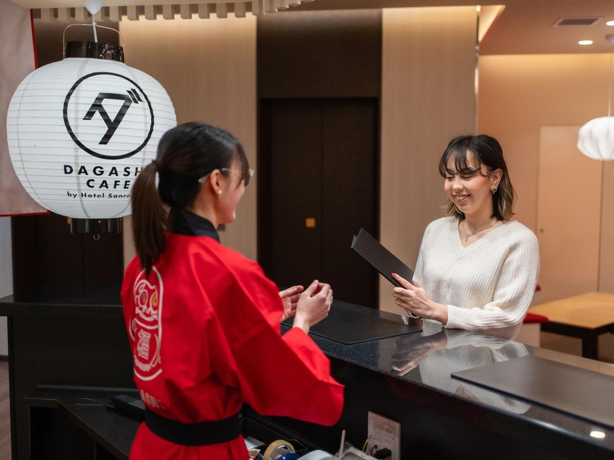 Hotel Sanrriott Shinsaibashi 오사카 외부 사진